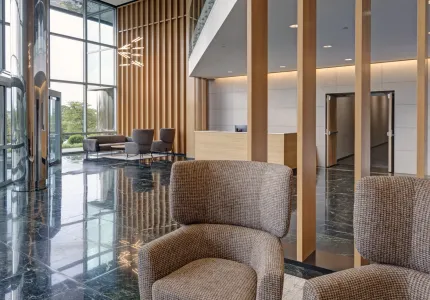 TD3 Timonium One Lobby (4)