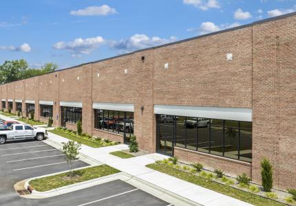 mw Merritt Midway Business Park exterior (22)