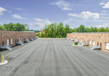 mw Merritt Midway Business Park exterior (24)