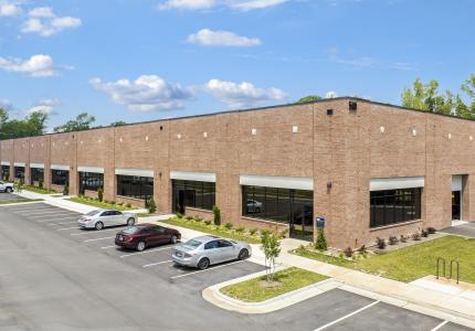 mw3 Merritt Midway Business Park exterior (2)