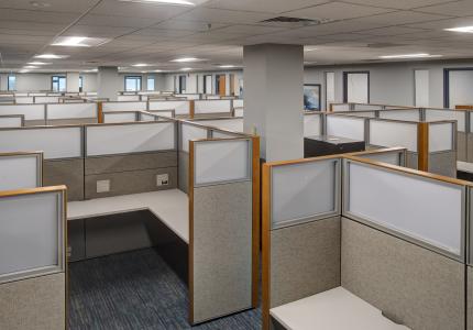 TD4 Suite 555 Office 