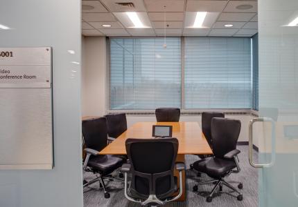 TD4 Suite 555 Office - Conference Room