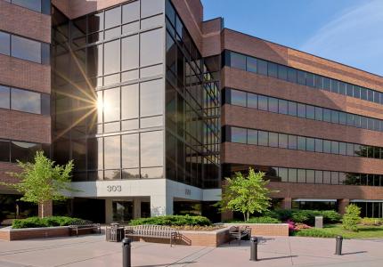 International Circle exterior